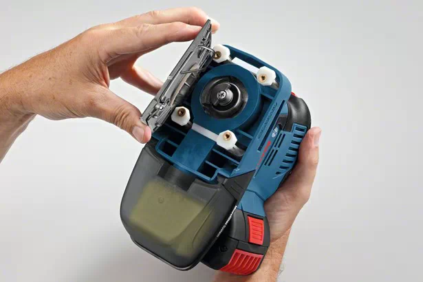 may-cha-nham-dang-tron-dung-pin-gss-18-v-li-06019d02l0 (2)